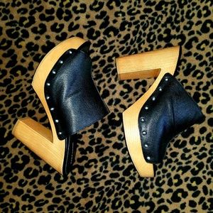 New Black Leather Natural Wood Clogs